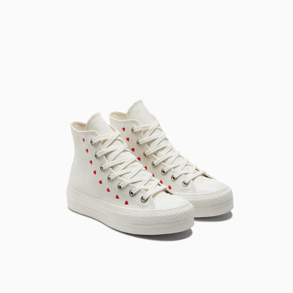 Converse Chuck Taylor All Star Lift Platform High Embroidered Hearts