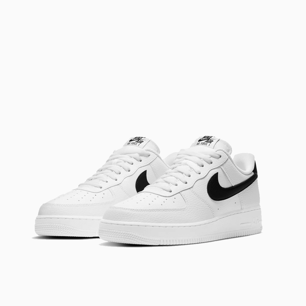 Nike Air Force 1 07   White AND BLACK