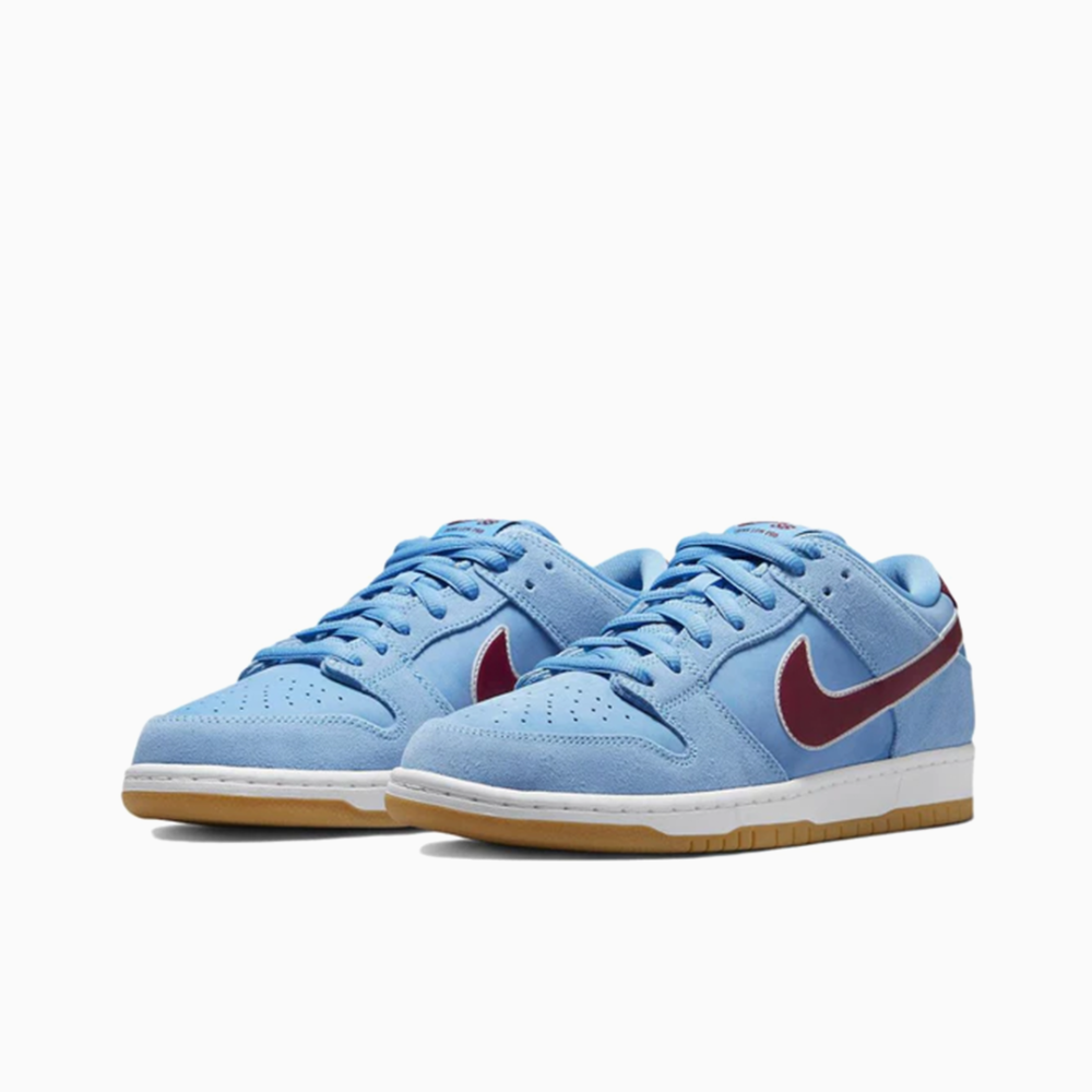 Nike SB Dunk Philadelphia Phillies Sneakers