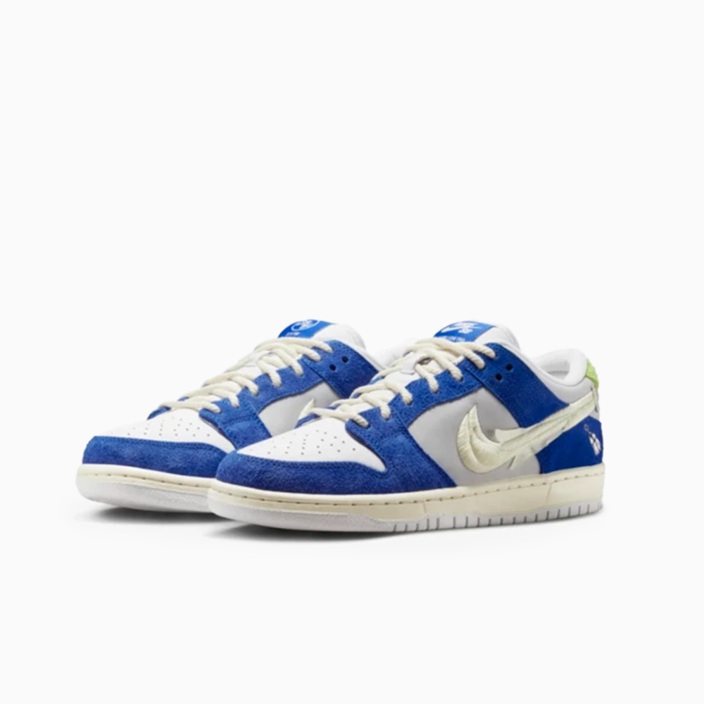 Nike SB Dunk Low Pro Fly Gardenia Blue Sneakers