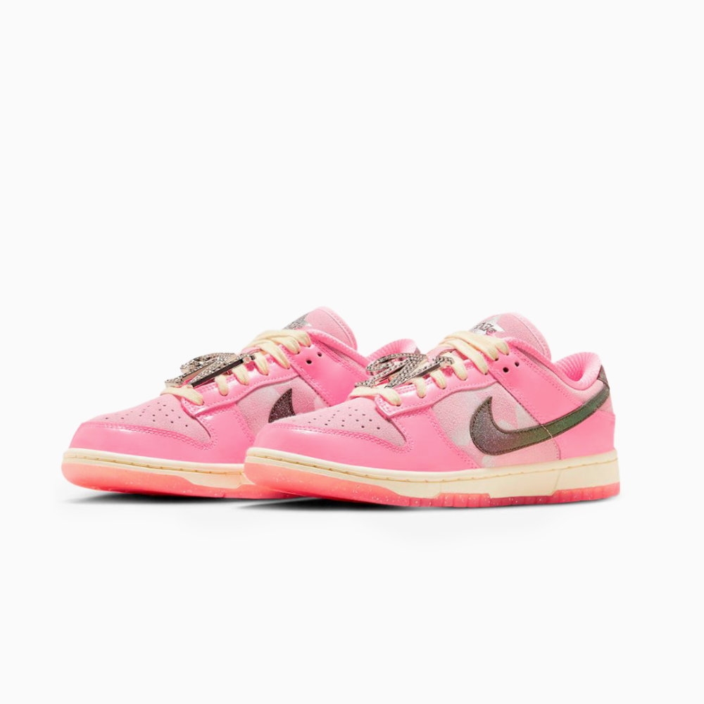 Nike SB Dunk Low Barbie Pink Foam Pale Vanilla